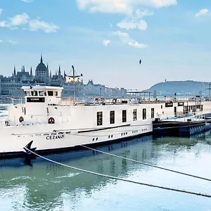 4* Båthotell Onriver - Ms Cezanne