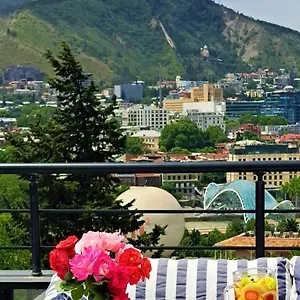 Bricks Otel Tiflis